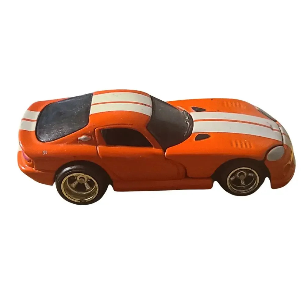 1/ 64 Hot Wheels 100% Dodge Vipper Red With The White Stripes